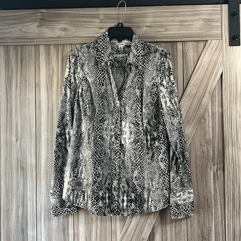 Black and white Calvin Klein cutie 🥰